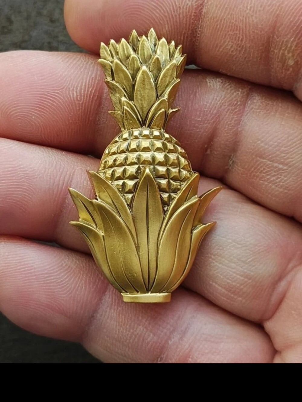 1980s Vintage Signed EI Gold Tone Pineapple Brooch
